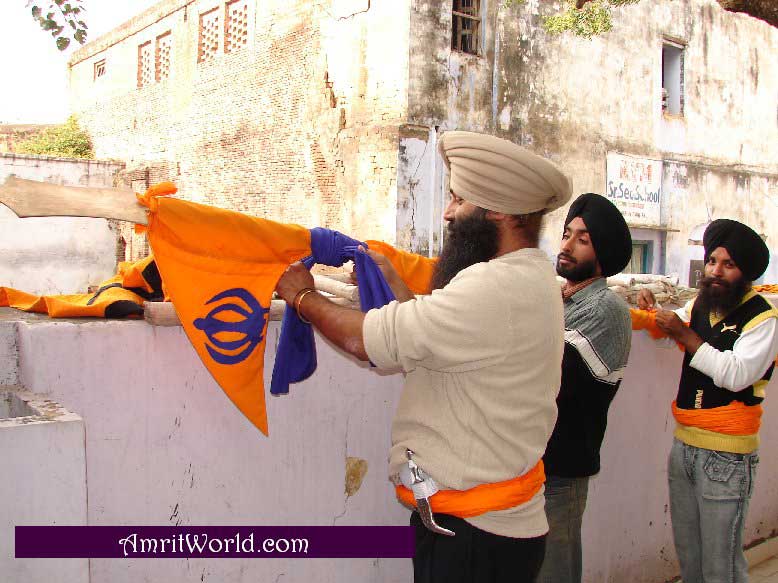 Nishan Sahib Seva at Gurdwara Patshahi 10, Quila of Raipur Rani